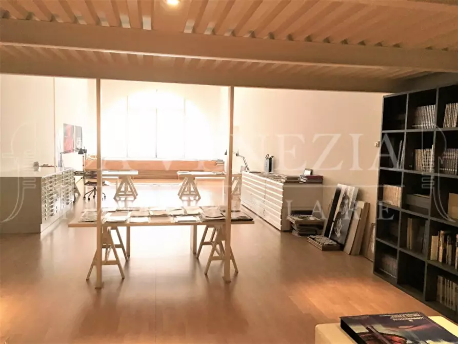 Immagine 1 di Loft/Open space in vendita  in Giudecca Redentore a Venezia