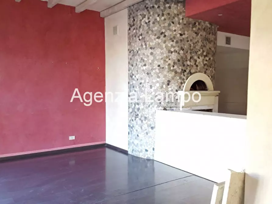 Immagine 4 di Attività commerciale in vendita  in Via Viola a Teglio Veneto