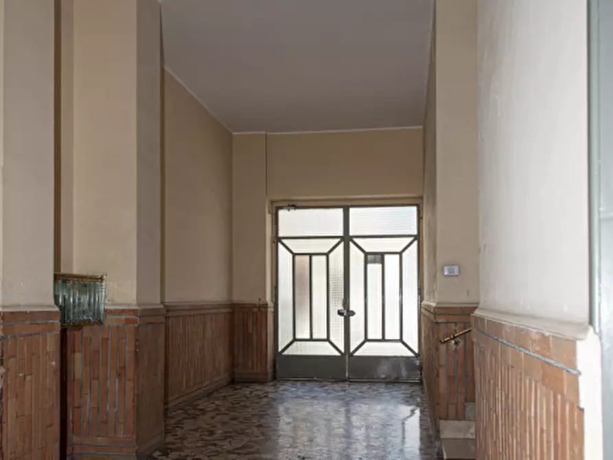Immagine 2 di Appartamento in vendita  in Via Mombasiglio 3 a Torino
