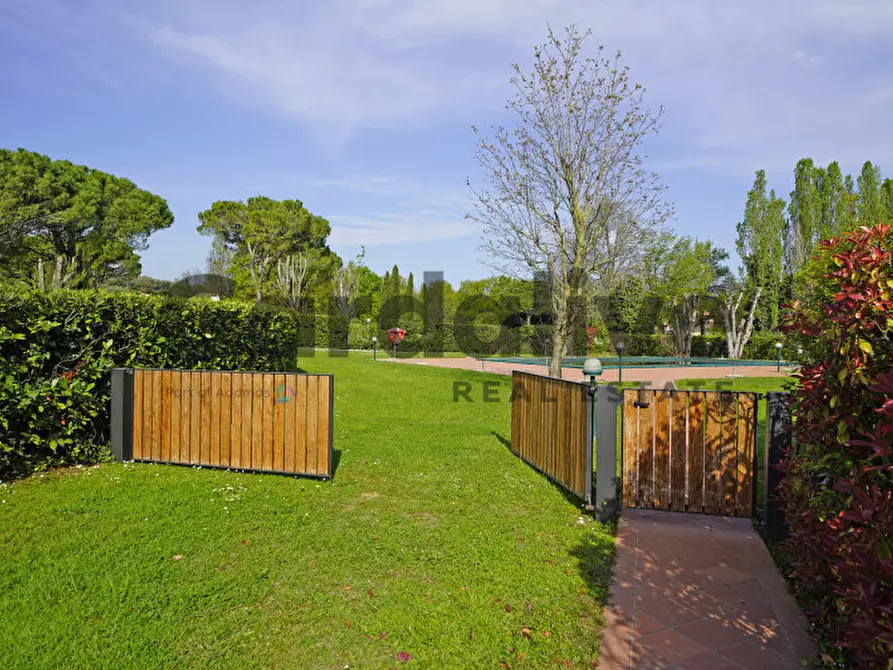 Immagine 5 di Appartamento in vendita  in Via X giornate, 144 a Soiano Del Lago