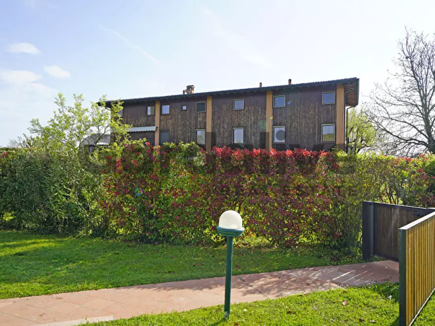 Immagine 7 di Appartamento in vendita  in Via X giornate, 144 a Soiano Del Lago