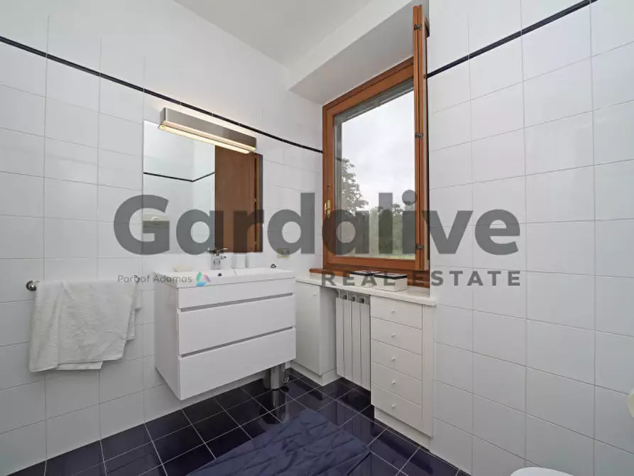 Immagine 29 di Appartamento in vendita  in Via X giornate, 144 a Soiano Del Lago