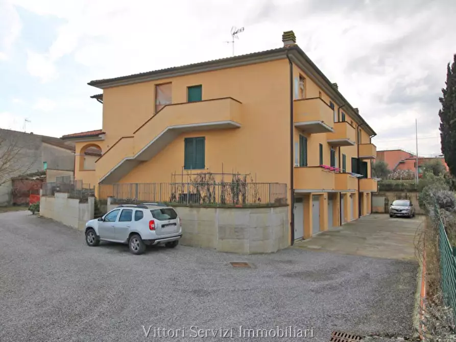 Immagine 17 di Appartamento in vendita  in via della resistenza a Montepulciano