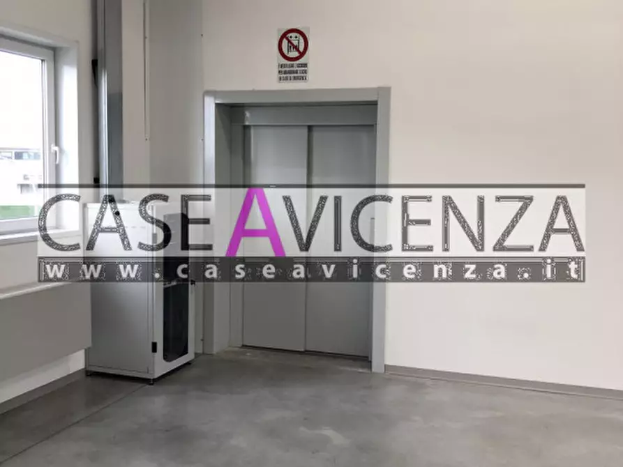 Immagine 30 di Ufficio in affitto  in via de gasperi a Grisignano Di Zocco