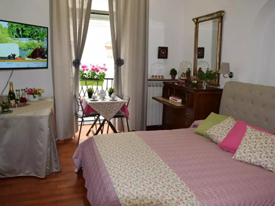 Immagine 3 di Appartamento in affitto  in Via Toledo a Napoli