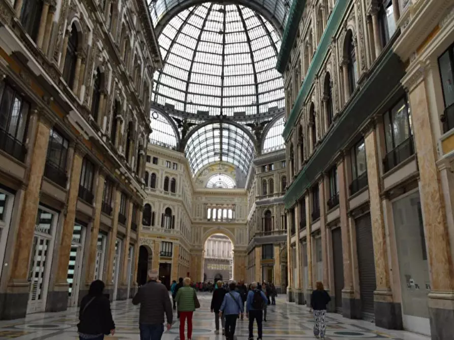 Immagine 5 di Appartamento in affitto  in Via Toledo a Napoli