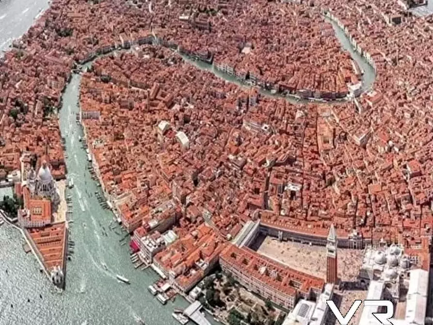 Immagine 2 di Appartamento in vendita  in SAN MARCO a Venezia