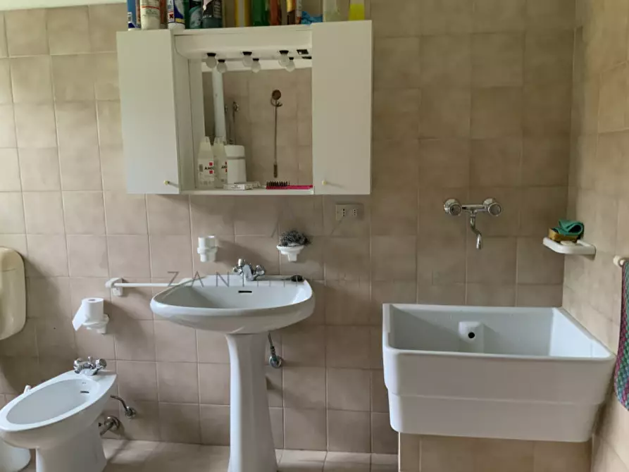 Immagine 15 di Rustico / casale in vendita  a Resana