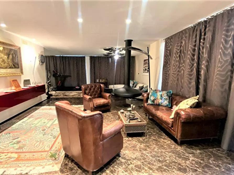 Immagine 4 di Villa in vendita  in via Puccini a Misano Adriatico