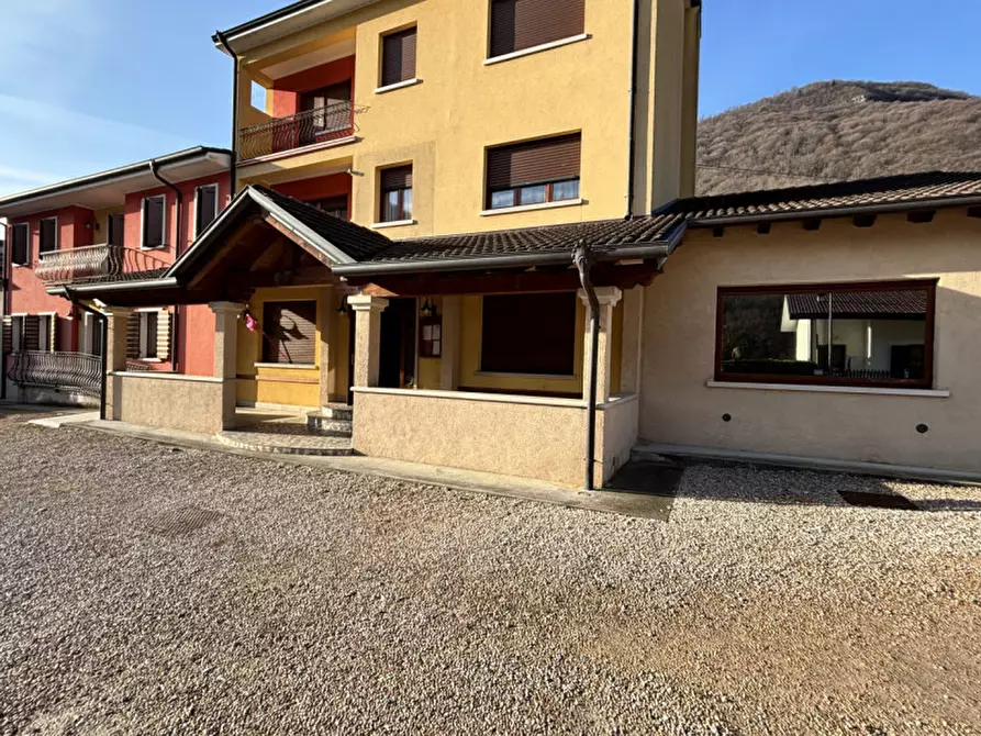 Immagine 3 di Attività commerciale in affitto  in Via triga a Badia Calavena