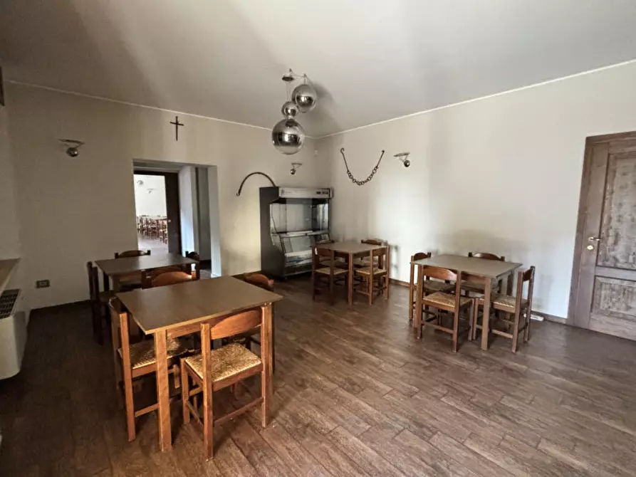 Immagine 23 di Attività commerciale in affitto  in Via triga a Badia Calavena