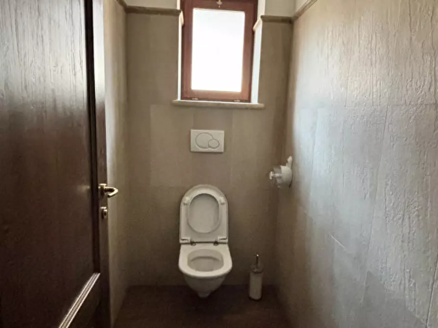 Immagine 35 di Attività commerciale in affitto  in Via triga a Badia Calavena