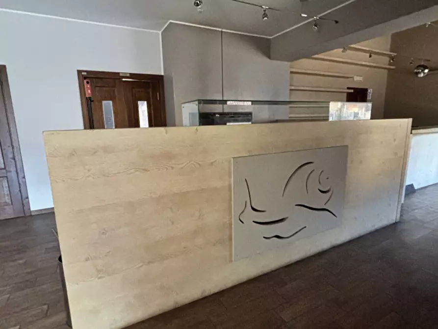 Immagine 38 di Attività commerciale in affitto  in Via triga a Badia Calavena