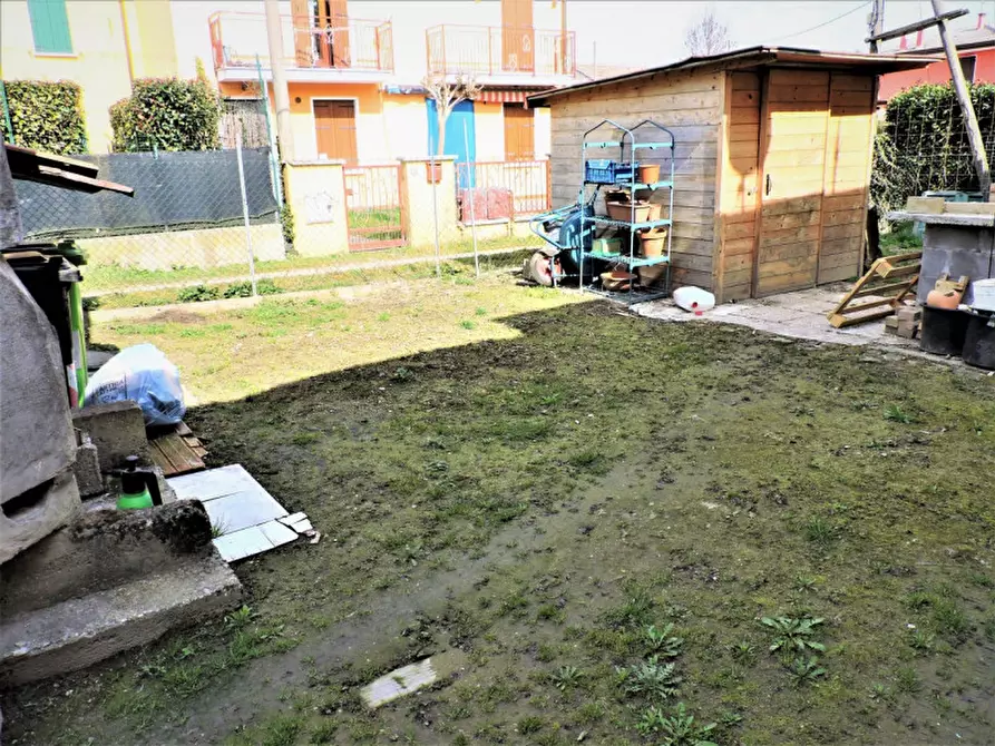 Immagine 17 di Casa bifamiliare in vendita  in Valliera, via Don Luigi Sturzo a Adria