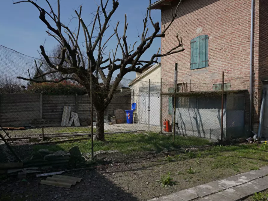 Immagine 33 di Casa bifamiliare in vendita  in Via Trai, 28 a Colorno