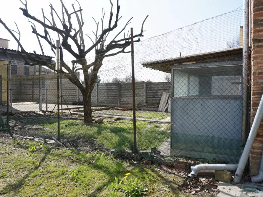 Immagine 30 di Villetta a schiera in vendita  in Via Trai a Colorno