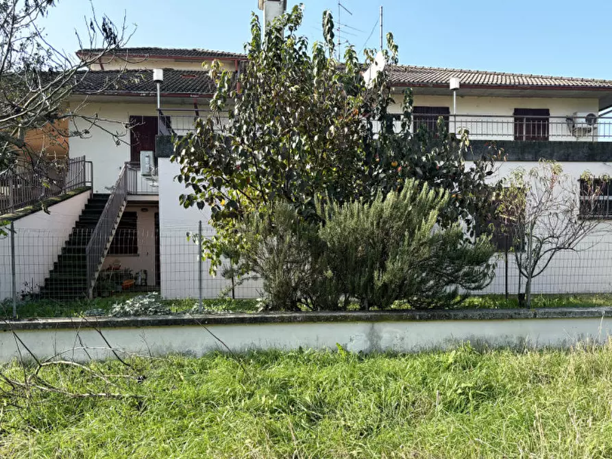 Immagine 20 di Appartamento in vendita  in Strada Baganzola, 208 a Parma