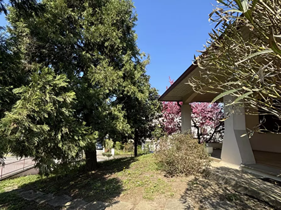 Immagine 2 di Villetta a schiera in vendita  in Via Kennedy, 12 a Torrile