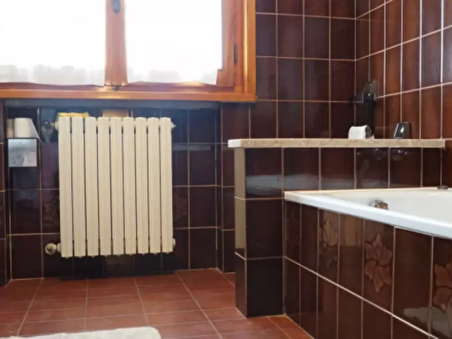 Immagine 25 di Villetta a schiera in vendita  in Via Kennedy, 12 a Torrile