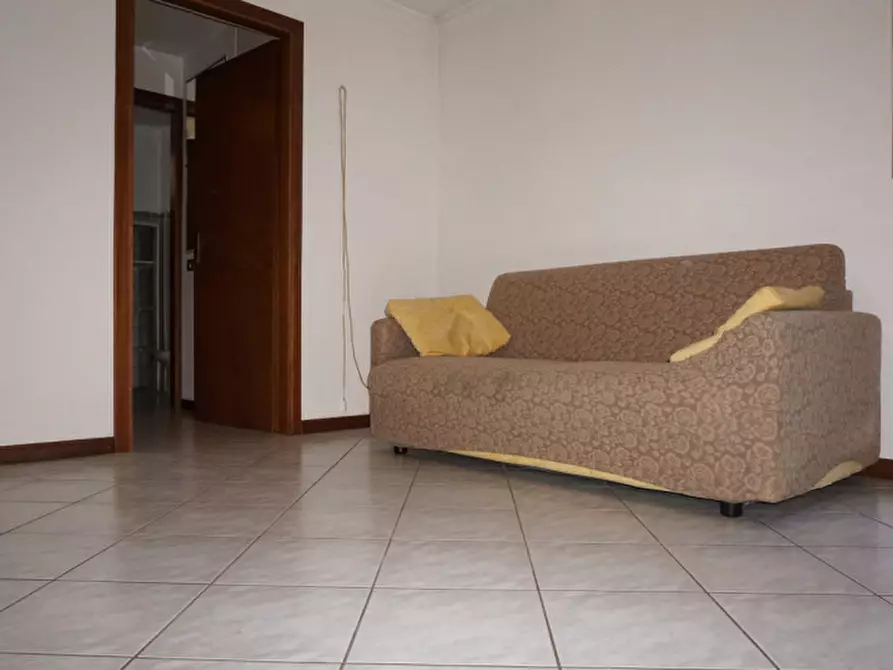 Immagine 39 di Villetta a schiera in vendita  in Via Kennedy, 12 a Torrile