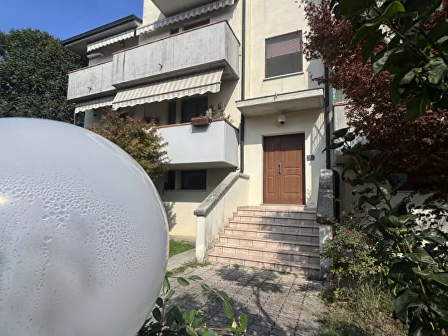 Immagine 7 di Appartamento in vendita  in Via Mascagni, 35 a Torrile