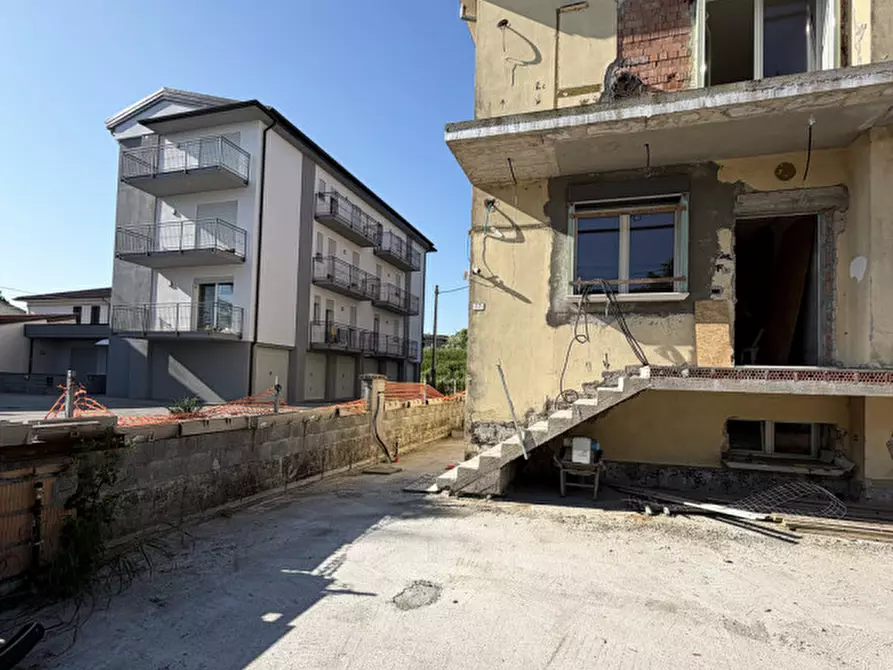 Immagine 29 di Villetta a schiera in vendita  in Via Filippina, 17 a Colorno
