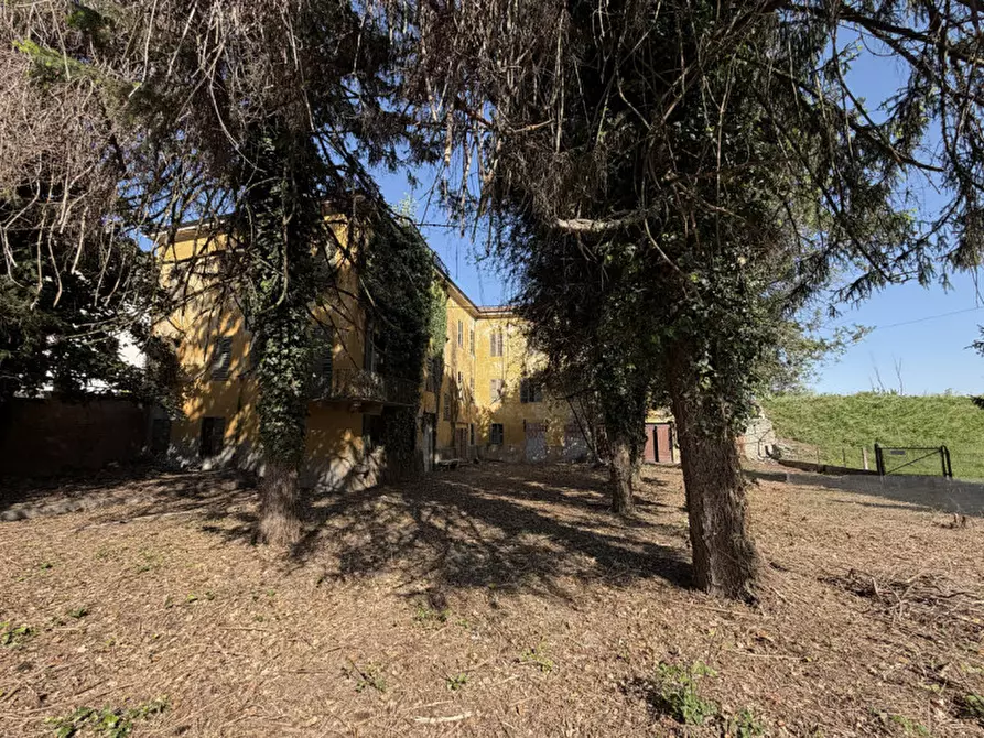 Immagine 9 di Villa in vendita  in Via Roma, 1 a Colorno