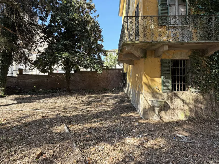 Immagine 12 di Villa in vendita  in Via Roma, 1 a Colorno