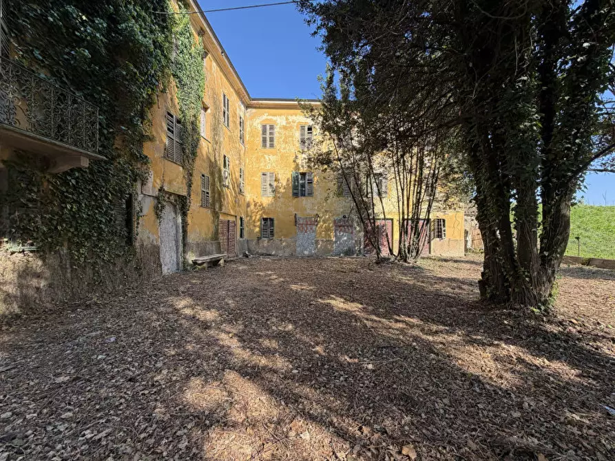 Immagine 13 di Villa in vendita  in Via Roma, 1 a Colorno