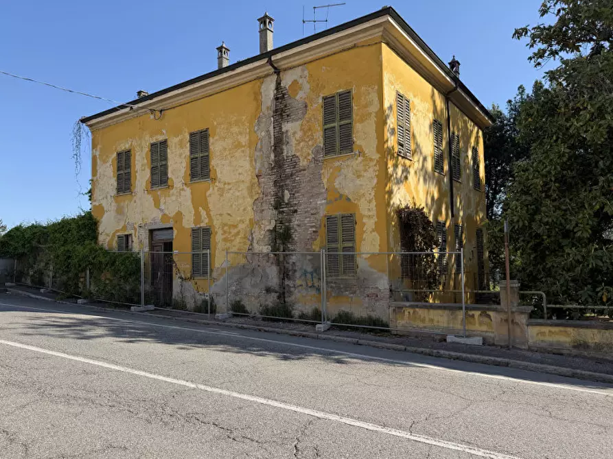 Immagine 18 di Villa in vendita  in Via Roma, 1 a Colorno