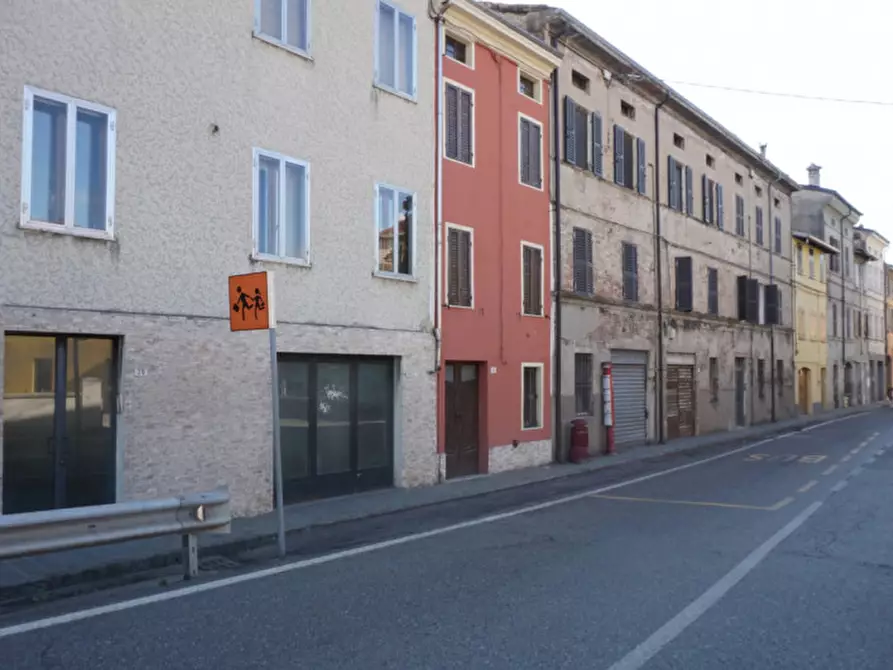Immagine 54 di Camera in affitto  in Via Belloni, 32 a Colorno