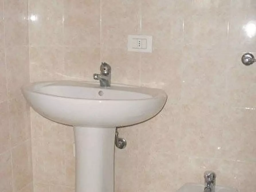 Immagine 3 di Villetta a schiera in vendita  in C.so Risorgimento n. 160 - Porto Viro (RO) a Porto Viro