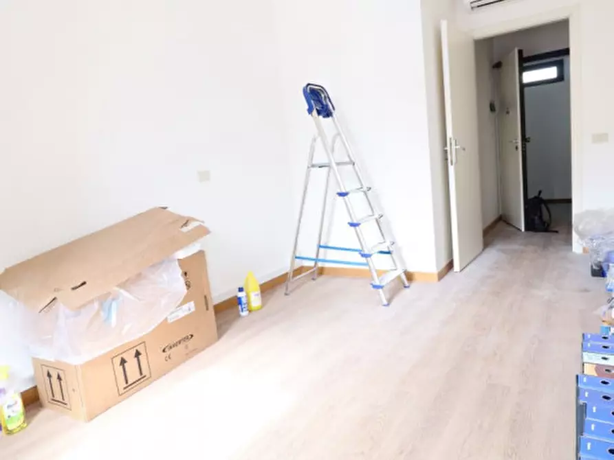 Immagine 7 di Ufficio in vendita  in Via Ammiraglio Burzagli a Montevarchi