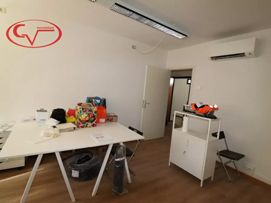 Immagine 13 di Ufficio in vendita  in Via Ammiraglio Burzagli a Montevarchi