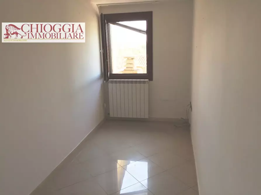 Immagine 10 di Villetta a schiera in vendita  in via Canal Di Valle a Chioggia