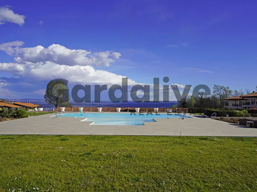 Immagine 2 di Appartamento in vendita  in Via pascoli, 24 a Manerba Del Garda