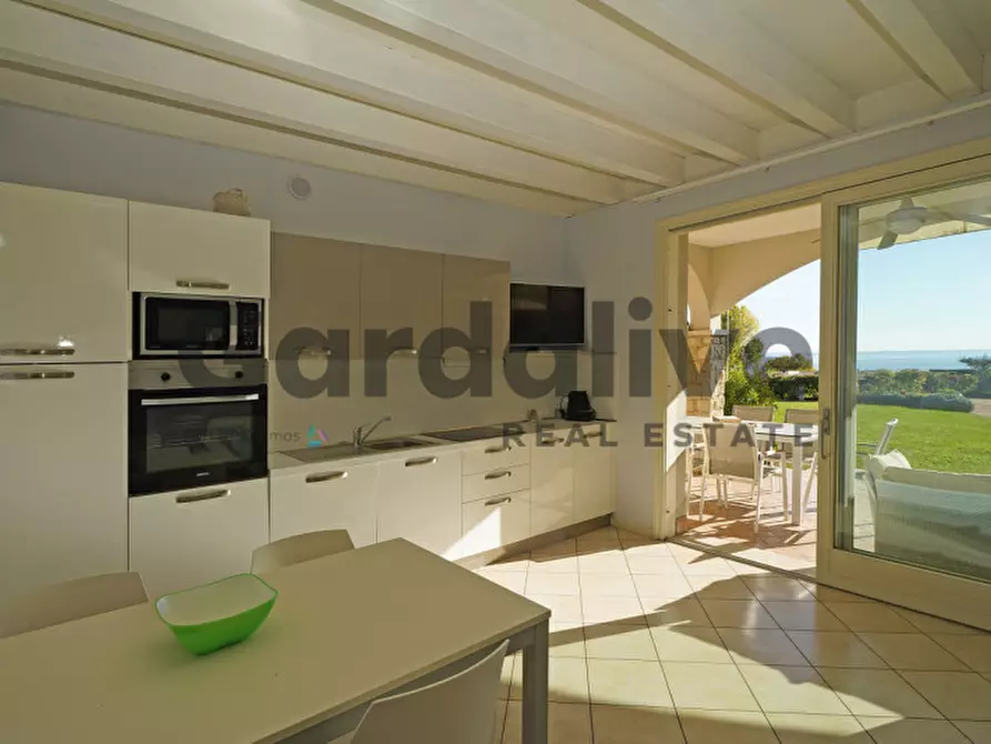 Immagine 9 di Appartamento in vendita  in Via pascoli, 24 a Manerba Del Garda