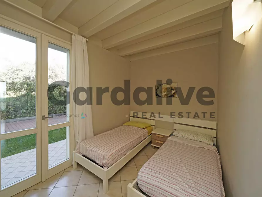 Immagine 15 di Appartamento in vendita  in Via pascoli, 24 a Manerba Del Garda