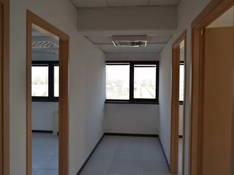 Immagine 4 di Ufficio in affitto  in Via Messico 999 a Padova