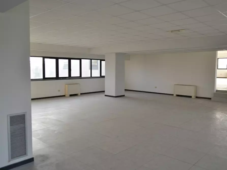 Immagine 12 di Ufficio in affitto  in Via Messico 999 a Padova