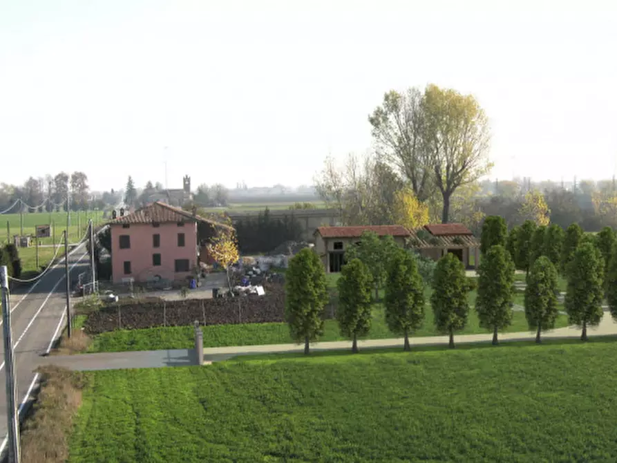 Immagine 2 di Rustico / casale in vendita  in strada Pedrignano a Parma