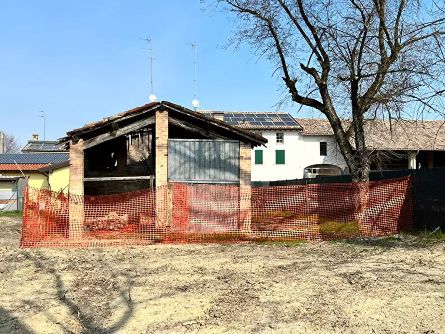 Immagine 8 di Rustico / casale in vendita  in strada Pedrignano a Parma