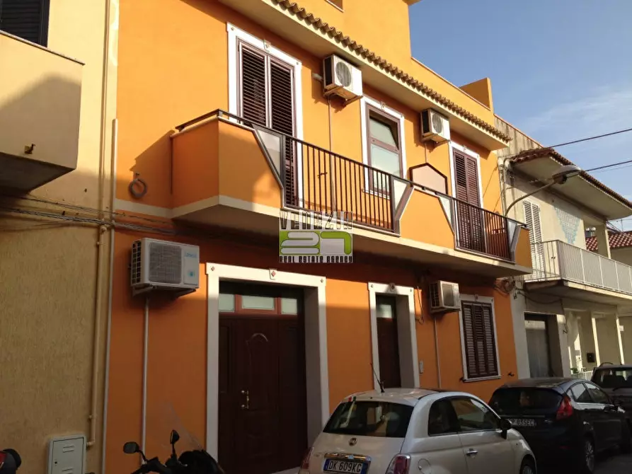 Immagine 2 di Casa indipendente in vendita  a Avola