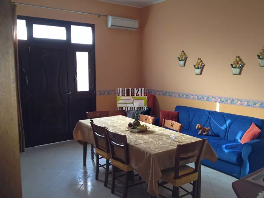 Immagine 4 di Casa indipendente in vendita  a Avola