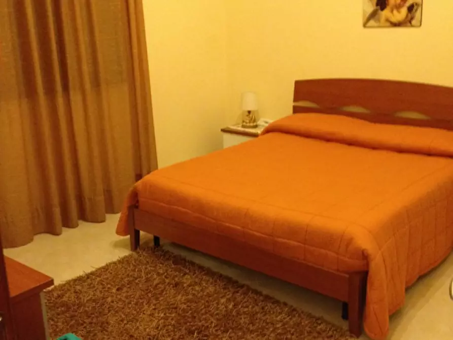 Immagine 10 di Casa indipendente in vendita  a Avola