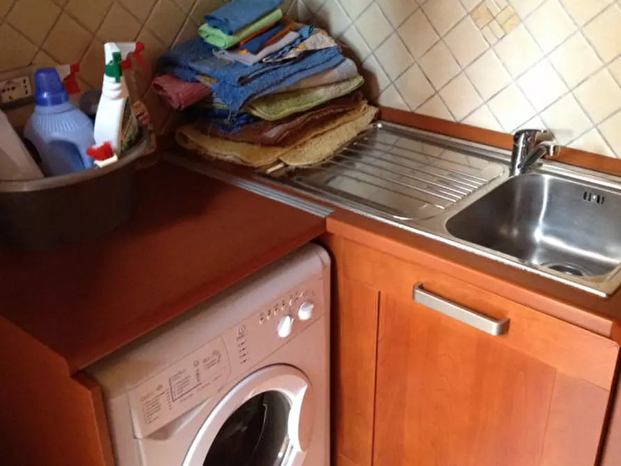 Immagine 17 di Casa indipendente in vendita  a Avola