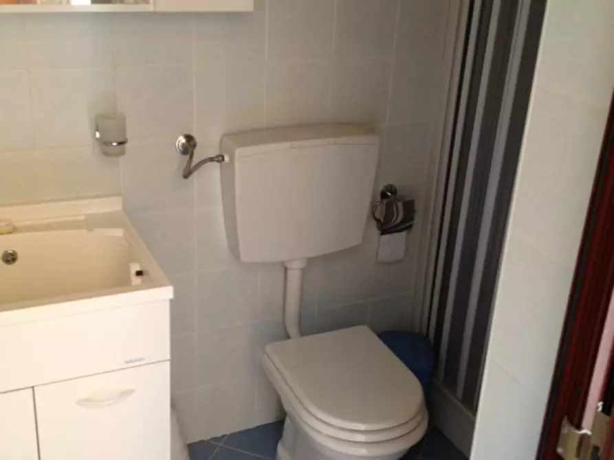 Immagine 18 di Casa indipendente in vendita  a Avola