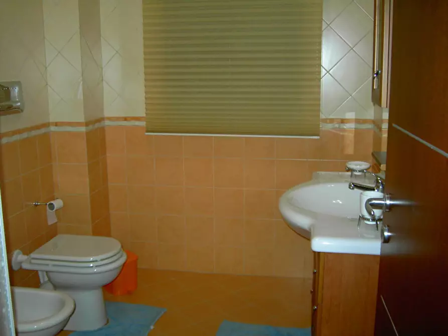 Immagine 25 di Casa indipendente in vendita  a Avola