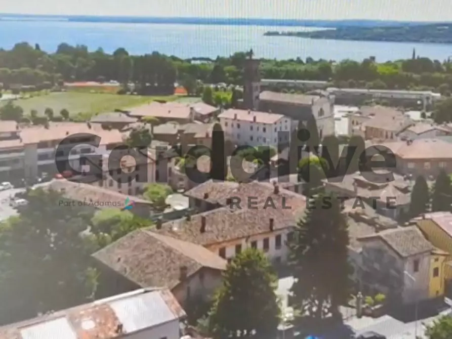 Immagine 1 di Appartamento in vendita  a Padenghe Sul Garda