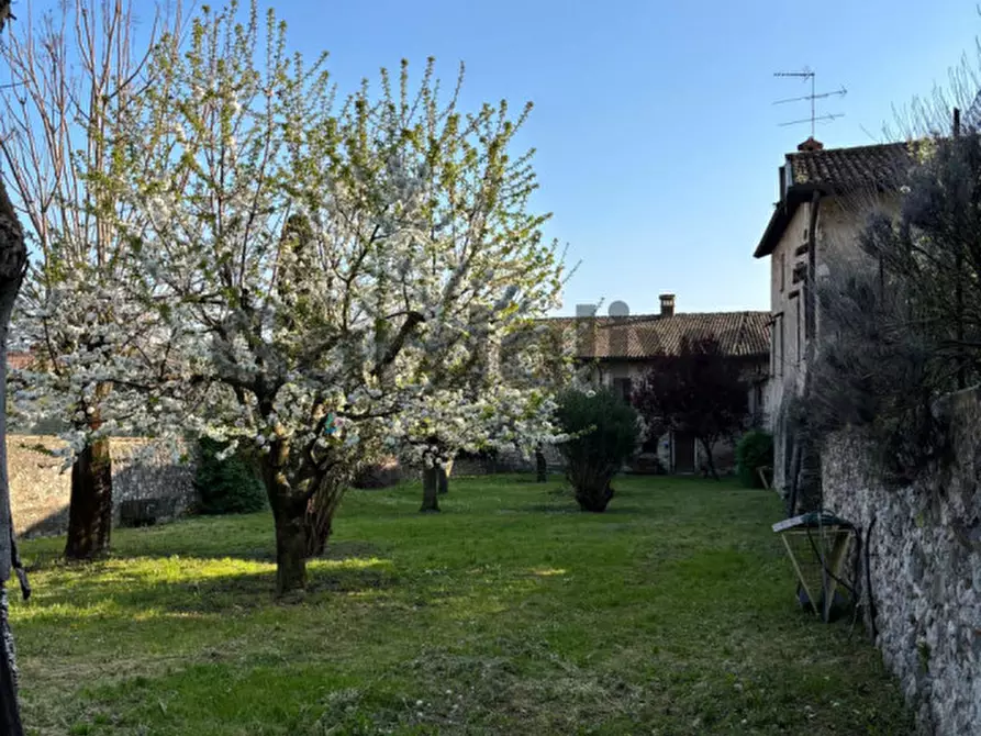 Immagine 9 di Appartamento in vendita  a Padenghe Sul Garda